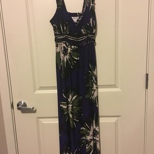 Women’s dress